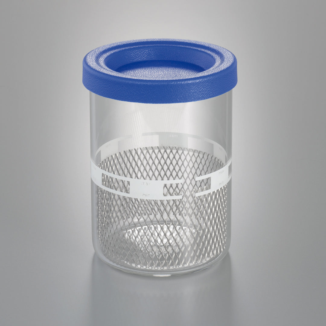 Beaker with breakwaters